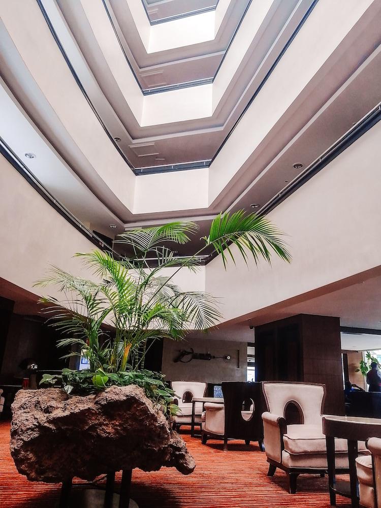 The Boma Hotel 5*